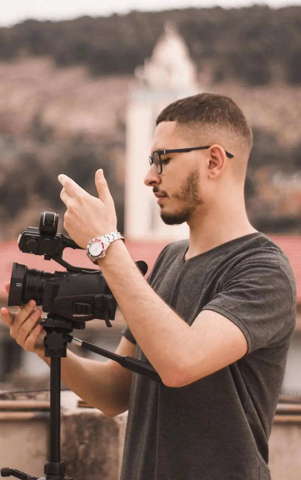 Faceless Video Creators and Editors