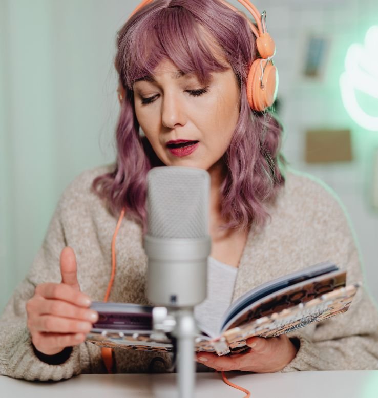 Podcast Guest Booking & Outreach VA